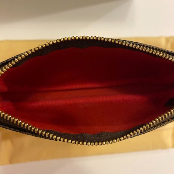 Louis Vuitton Mini Pochette Damier Ebene - Picture 4 of 11